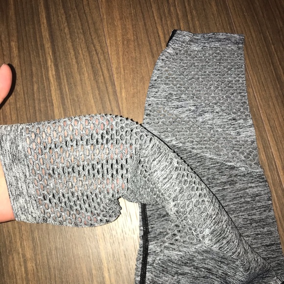 VS PINK Seamless Leggings - Picture 4 of 5